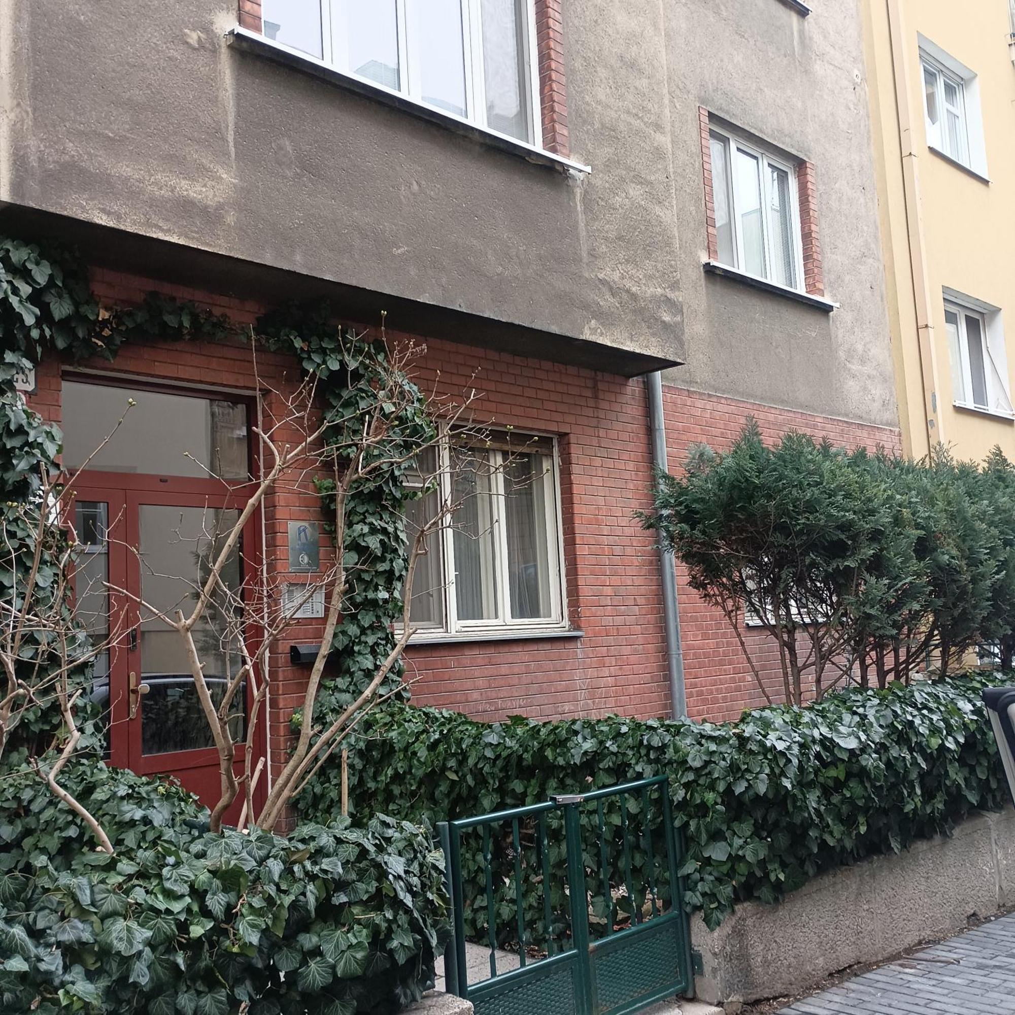 Mona Lisa Apartment Братислава Екстериор снимка