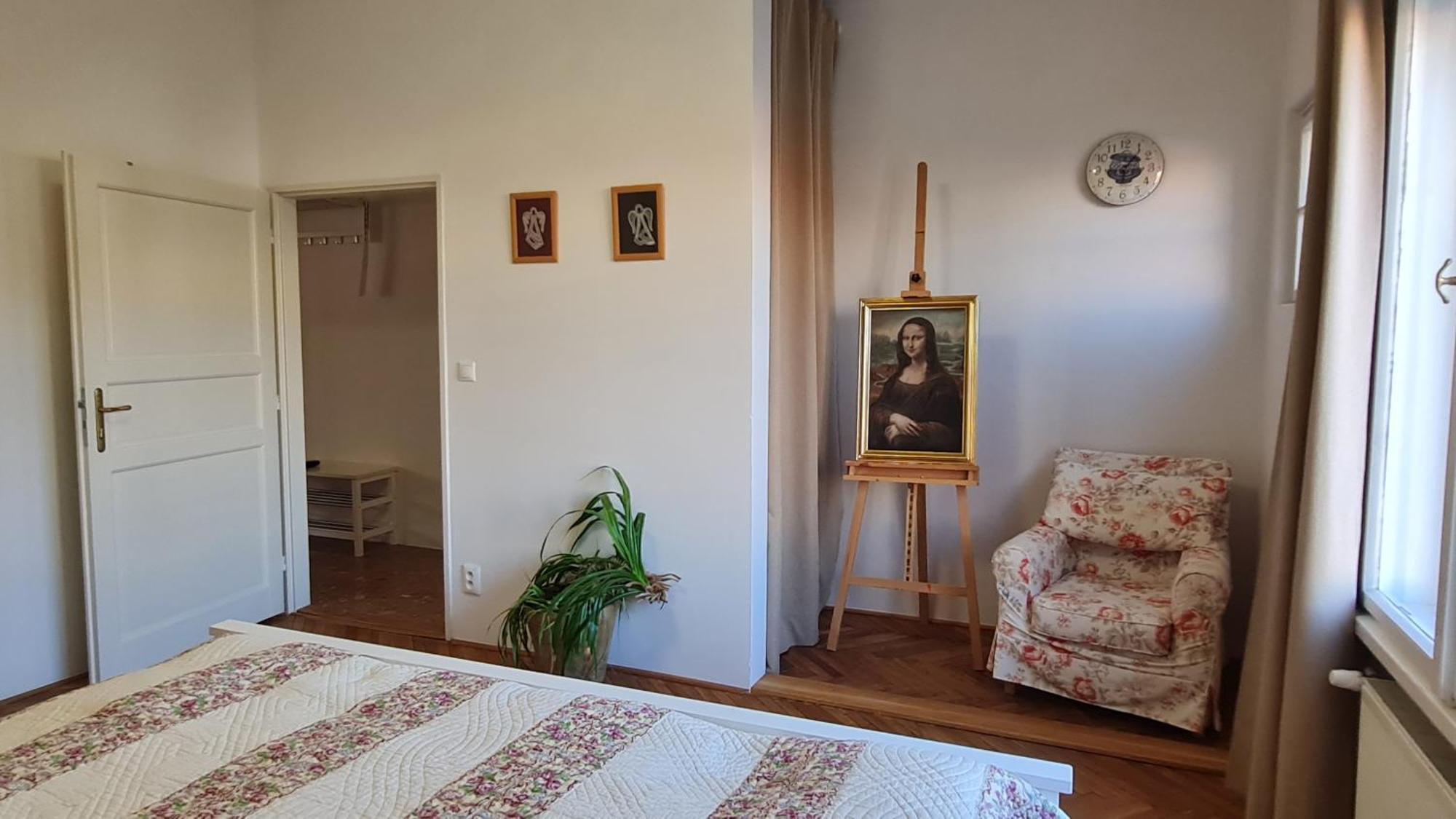Mona Lisa Apartment Братислава Екстериор снимка
